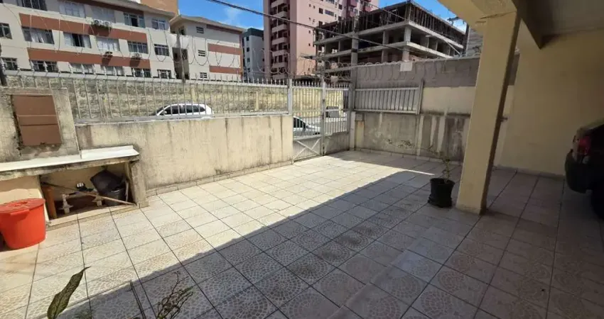 Casa com 2 dormitórios à venda, 100 m² por R$ 540.000,00 - Vila Guilhermina - Praia Grande/SP