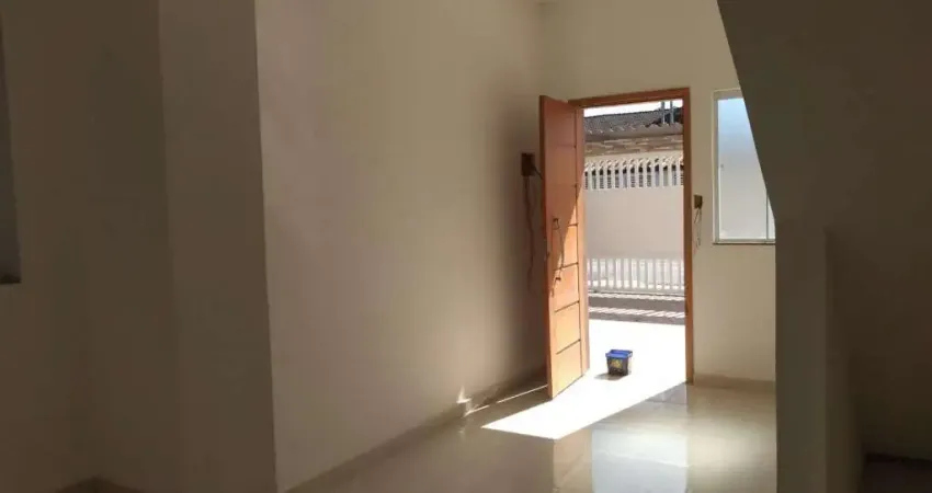 Casa de condomínio à venda na Mirim em Praia Grande - SP