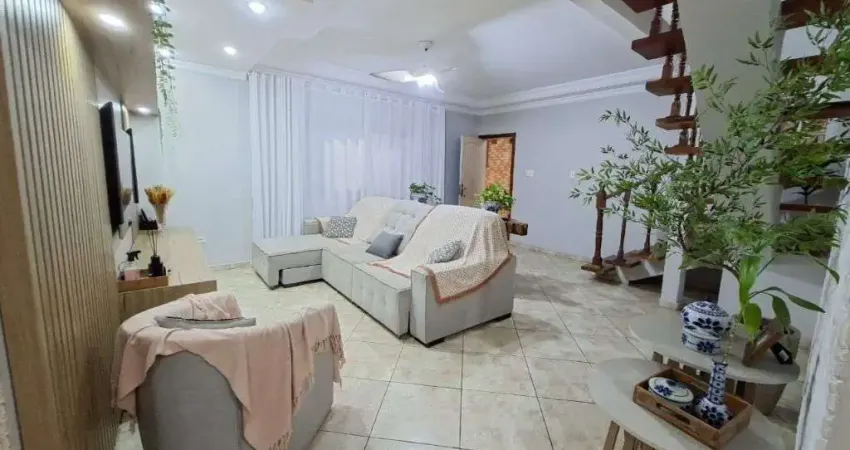 Sobrado com 2 dormitórios à venda, 102 m² por R$ 535.000,00 - Vila Antártica - Praia Grande/SP