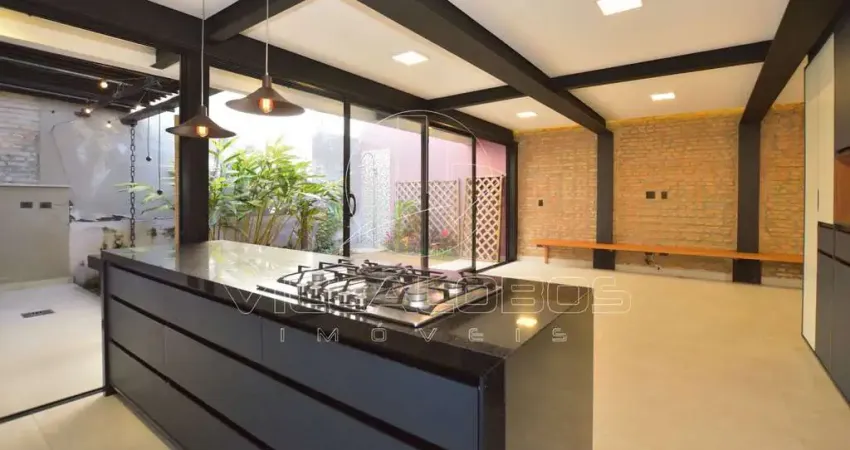Casa com 2 dormitórios à venda, 200 m² por R$ 3.700.000,00 - Pinheiros - São Paulo/SP