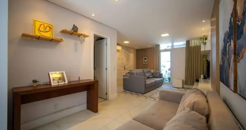 Casa com 3 quartos (1 suíte) à venda, 117 m² por R$775.000 -