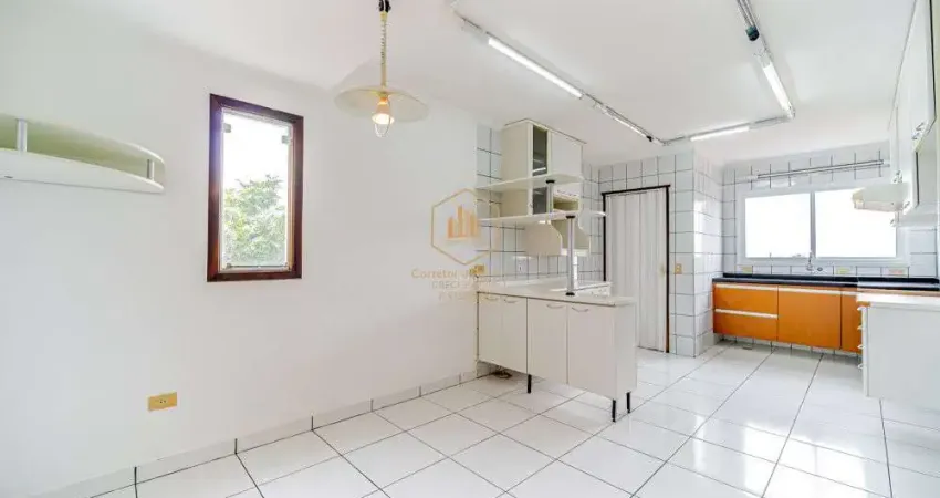 Casa com 3 Quartos(1 Suíte e um reversível) à venda, 195m²