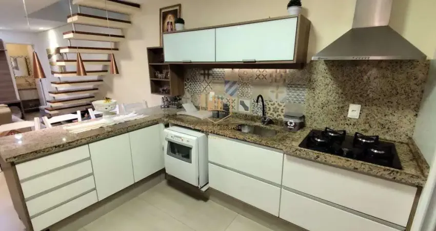 Casa com 3 quartos (1 suíte)  à venda ,por R$ 820.000