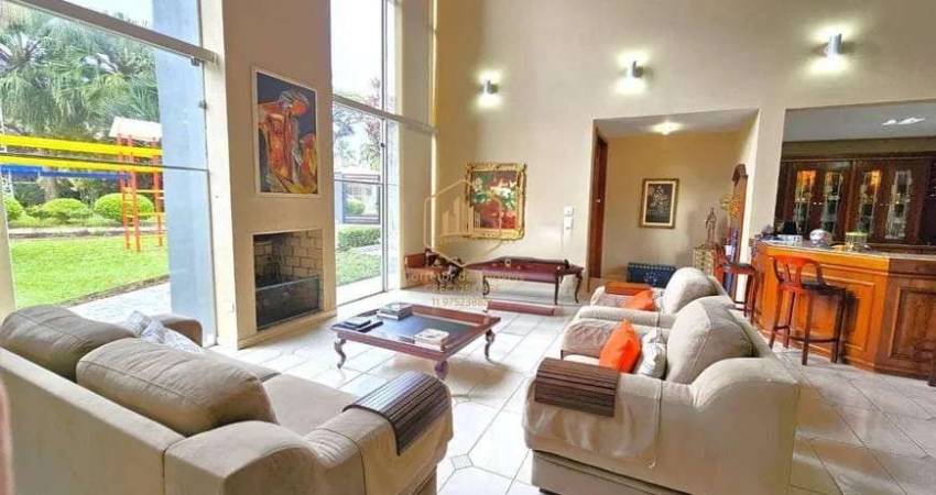 CASA A VENDA COM 5 DORMITÓRIOS , CONDOMINIO GRANJA VIANA