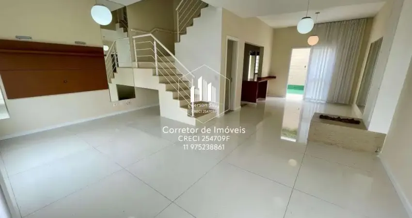 Casa em condomínio fechado com 3 quartos à venda na Chácara Canta Galo, Cotia 