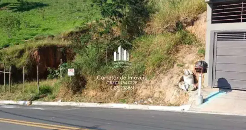 Terreno à venda na Rua Ipiau, Jardim Araruama, Cotia