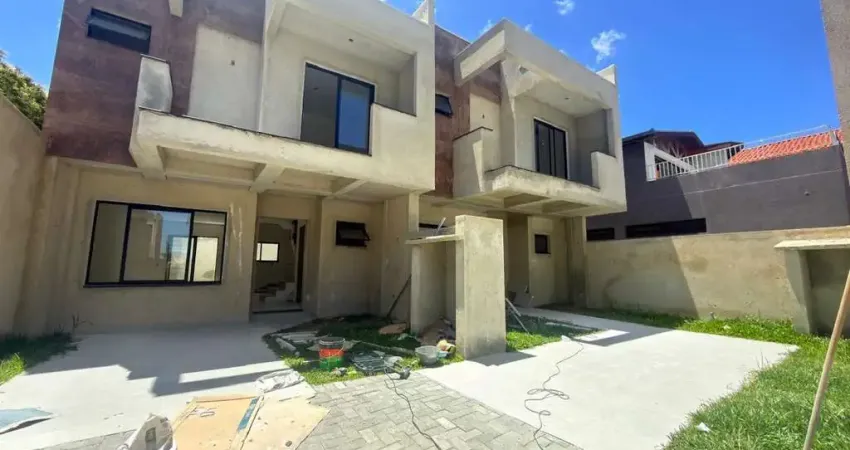 Sobrado para Venda em Curitiba, Novo Mundo, 3 dormitórios, 1 suíte, 2 banheiros, 2 vagas