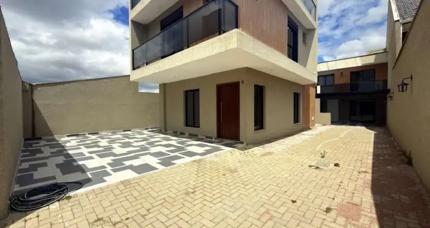 Sobrado para Venda em Curitiba, Xaxim, 3 dormitórios, 3 suítes, 3 banheiros, 2 vagas