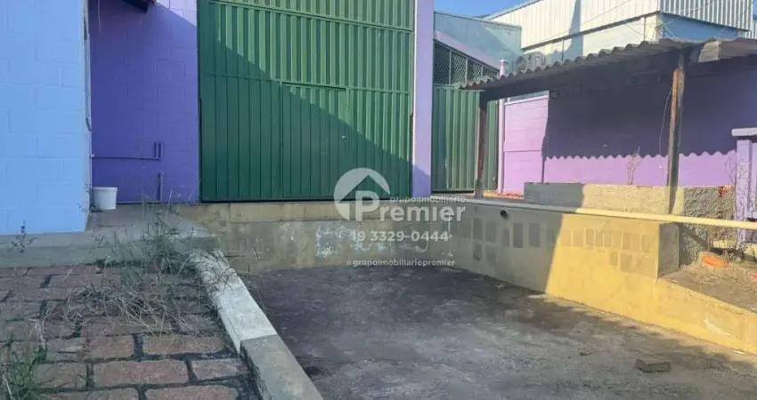 Galpão logístico com doca, pé-direito de 6 m e acesso para carretas