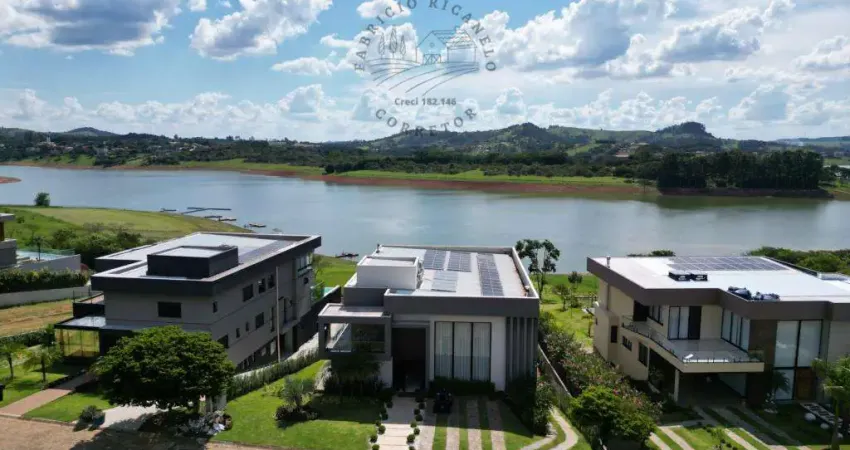 Casa pé na água à venda no condomínio porto laranjeiras em piracaia-sp