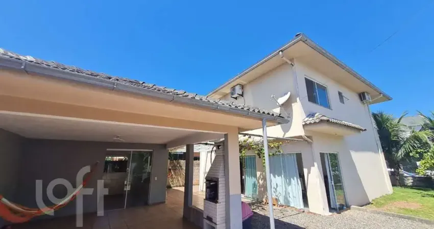Casa com 3 quartos à venda na Rua Olavo Juvenal Ramos, 855, Campeche, Florianópolis