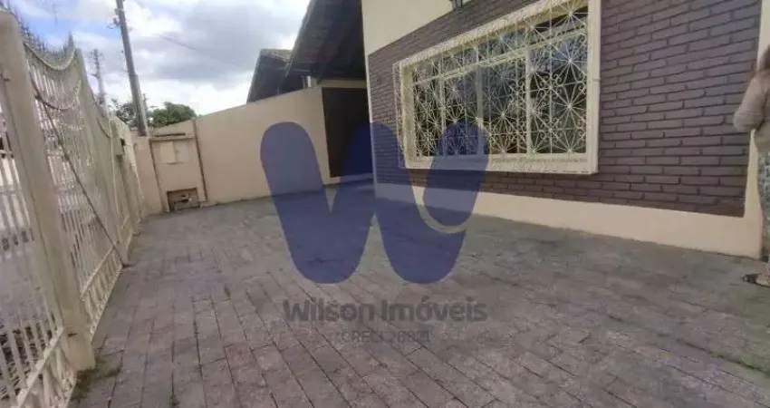 Casa com 5 quartos para alugar no Crispim, Pindamonhangaba 