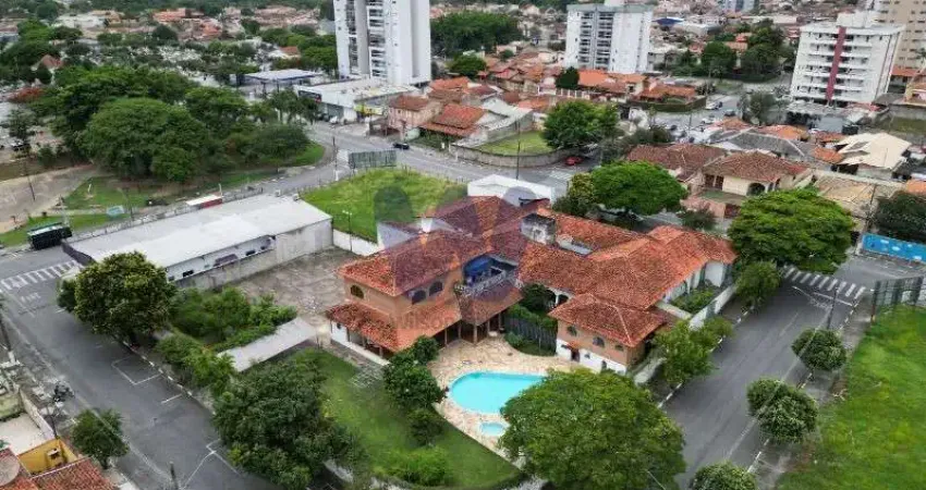 Casa comercial com 5 salas à venda na Vila Bourghese, Pindamonhangaba
