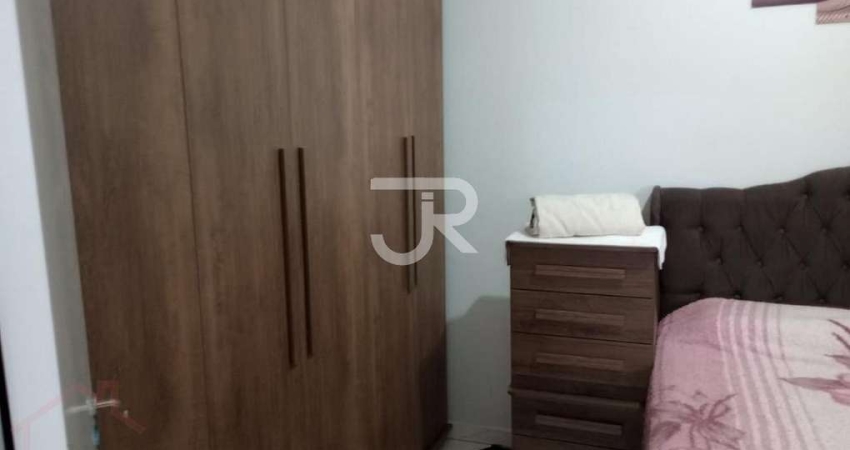 Apartamento com quintal a venda no Quintais do imperador