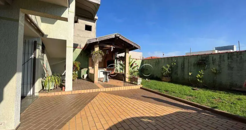 Casa com 3 dormitórios à venda, 244 m² por R$ 890.000,00 - Chácara Nazaré - Piracicaba/SP