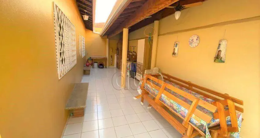 Casa com 3 dormitórios à venda, 214 m² por R$ 600.000,00 - Prezotto - Piracicaba/SP