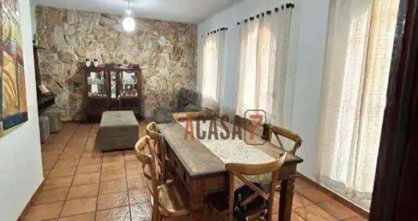 Casa térrea e ampla para venda na Vila Jardini em Sorocaba