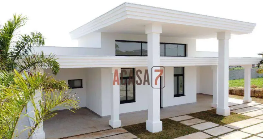 Casa térrea com 3 quartos - Condomínio Village Araçoiaba - Araçoiaba da Serra/SP
