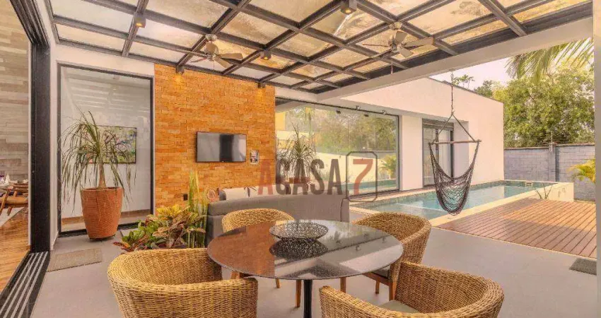 Casa com 3 amplas suítes à venda, 303 m² - Alphaville Nova Esplanada - Votorantim/SP