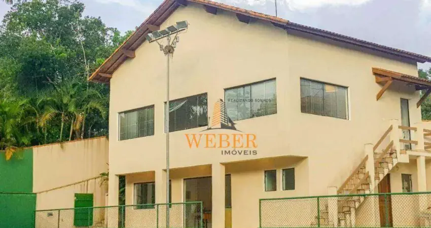 Vila Verde - Casa com quadra !