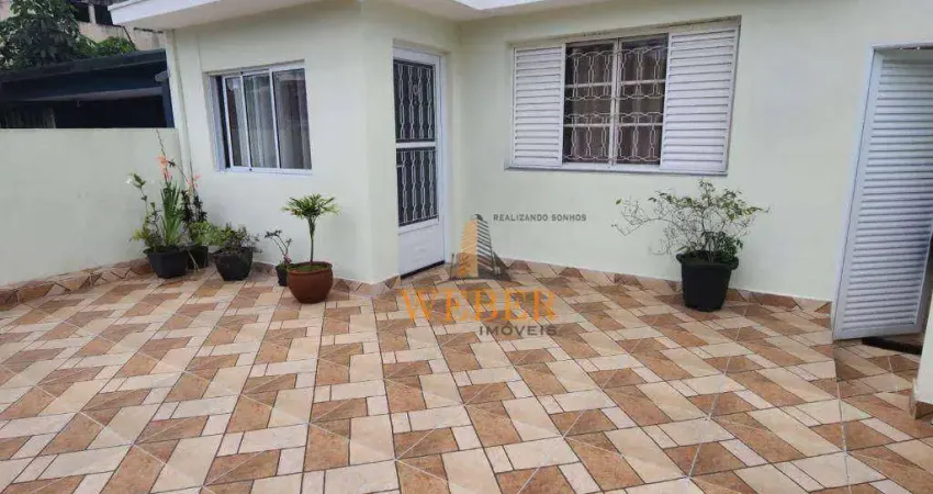 Casa com 3 dormitórios, 3 vagas, amplo quintal - Jardim Monte Alegre