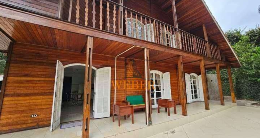 Casa com 3 dormitórios à venda, 310 m² por R$ 1.295.000,00 - Chácaras Bosque do Embu - Embu das Artes/SP