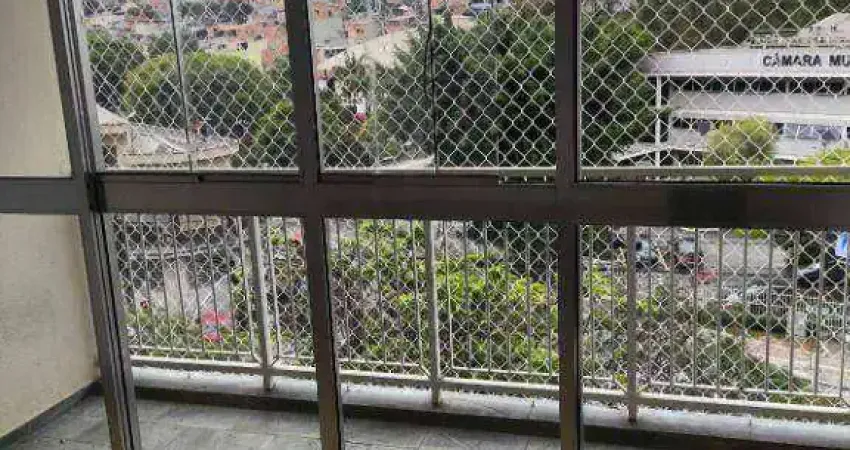 Apartamento com sacada e 1 vaga a 5 minutos do shopping taboão