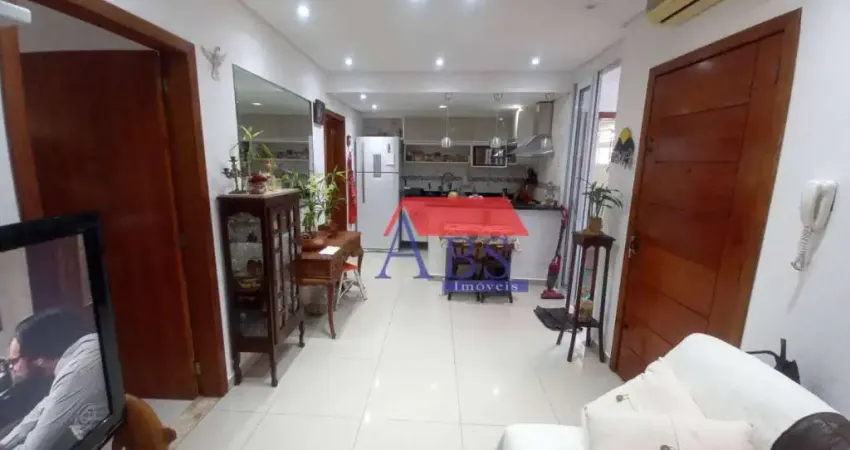 Apartamento com 2 dormitórios à venda, 67 m² por R$ 540.000,00 - Gonzaga - Santos/SP