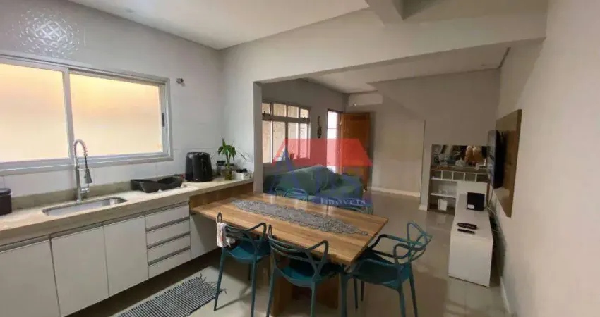 Casa com 3 quartos à venda na Rua Quinze de Novembro, Vila Nova, Cubatão