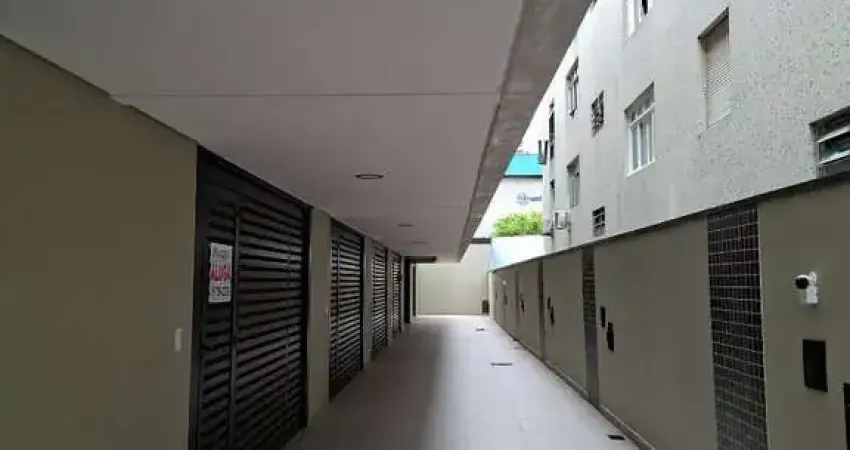 Sobrado duplex com 2 quartos e 2 suítes na ponta da praia em santos