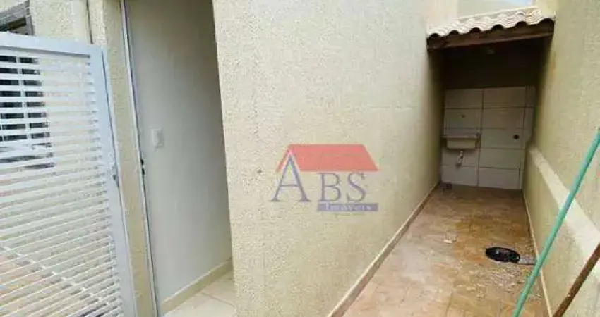 Sobrado com 2 dormitórios para alugar, 57 m² por R$ 3.000,01/mês - Vila Assunção - Praia Grande/SP
