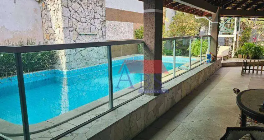 Casa com 3 dormitórios à venda, 230 m² por R$ 2.227.000 - Canto do Forte - Praia Grande/SP
