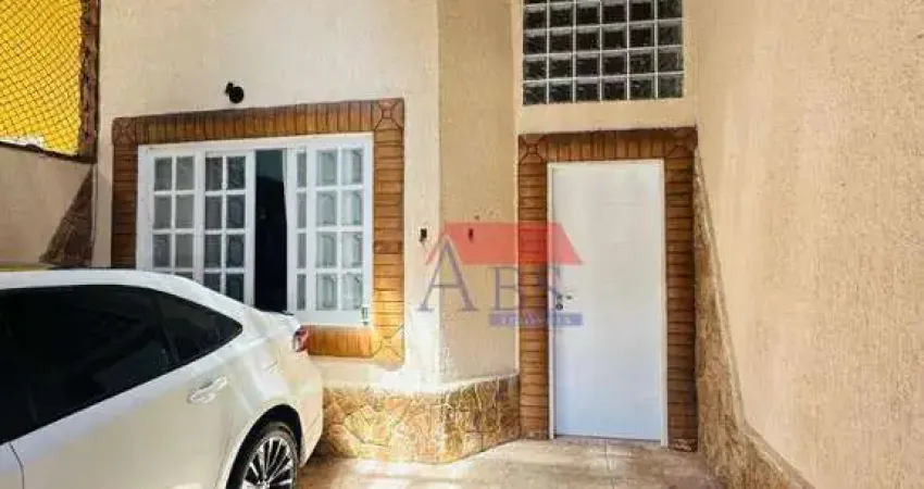 Casa com 3 dormitórios à venda, 270 m² por R$ 750.000 - Vila Caiçara - Praia Grande/SP