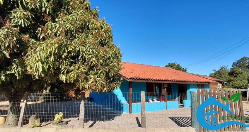Casa à venda 2 dormitórios, Imbituba, bairro Arroio do Rosa.