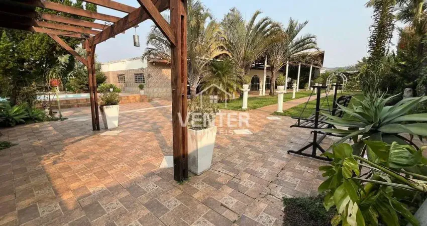 Lindo Salão de festa à venda por R$ 1.000.000, Chácara São Félix, Taubaté, SP