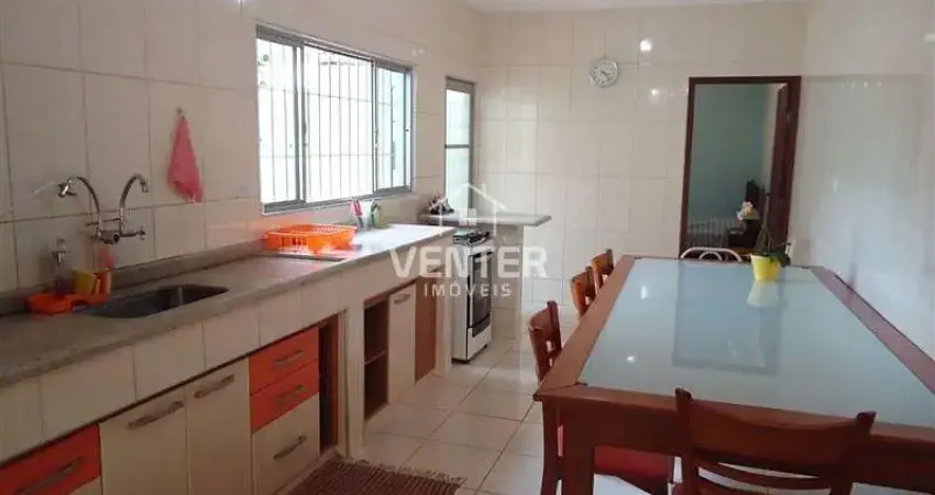 Casa com 4 Dormitórios à VENDA, 239 m² de AC por R$ 750.000,00 - Jardim Santa Clara - Taubaté/SP