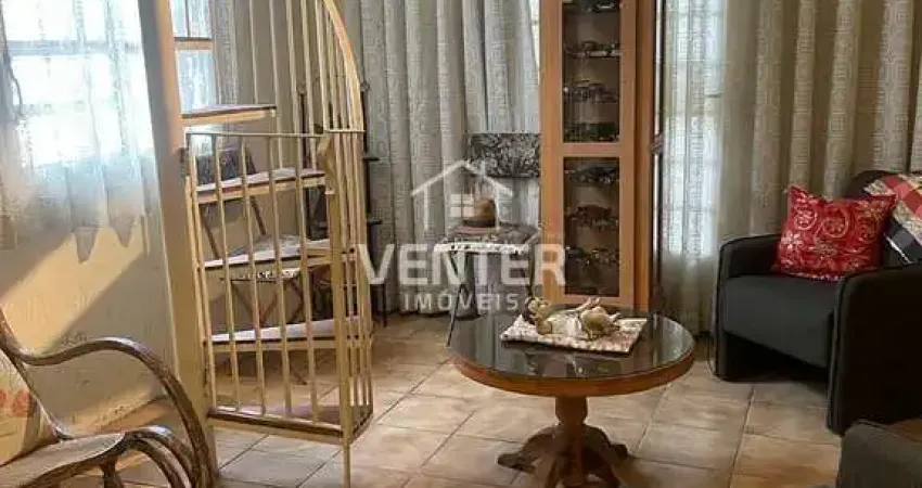 Casa com 3 quartos à venda no Centro, Taubaté