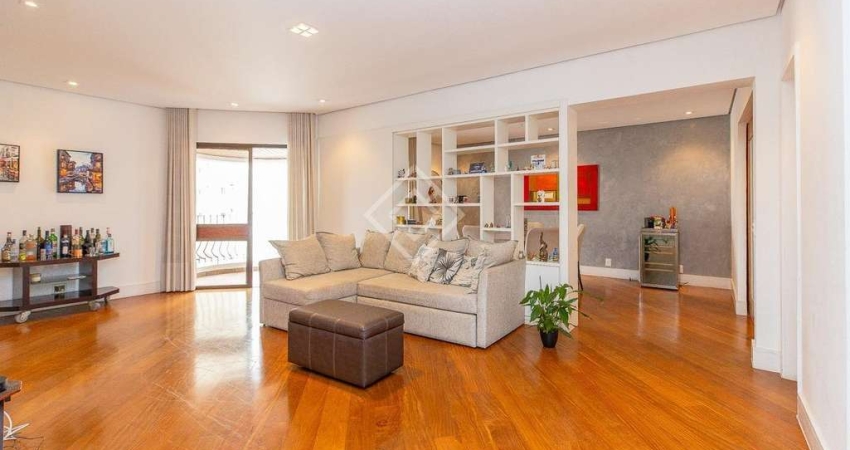 Apartamento com 3 quartos, 146m², à venda em São Paulo, Moema