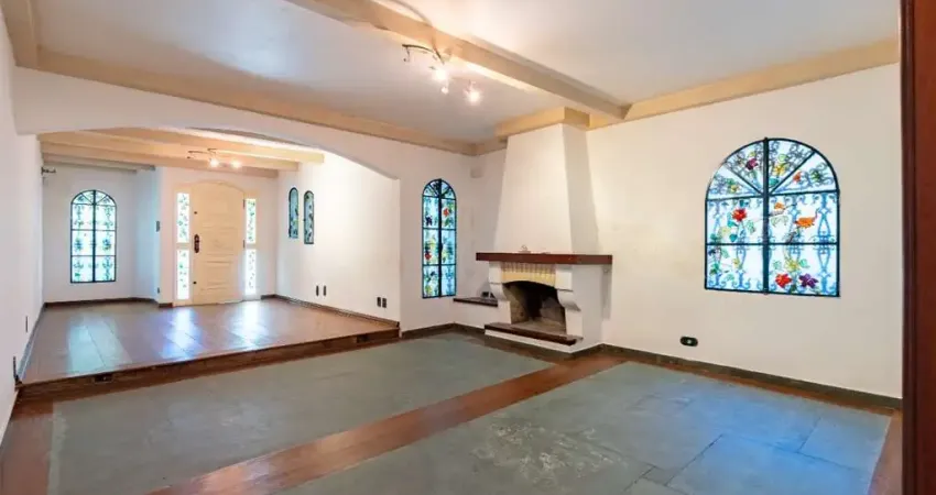 Sobrado para venda em Jardim da Glória com 4 quartos, sendo 3 suítes, 297m²