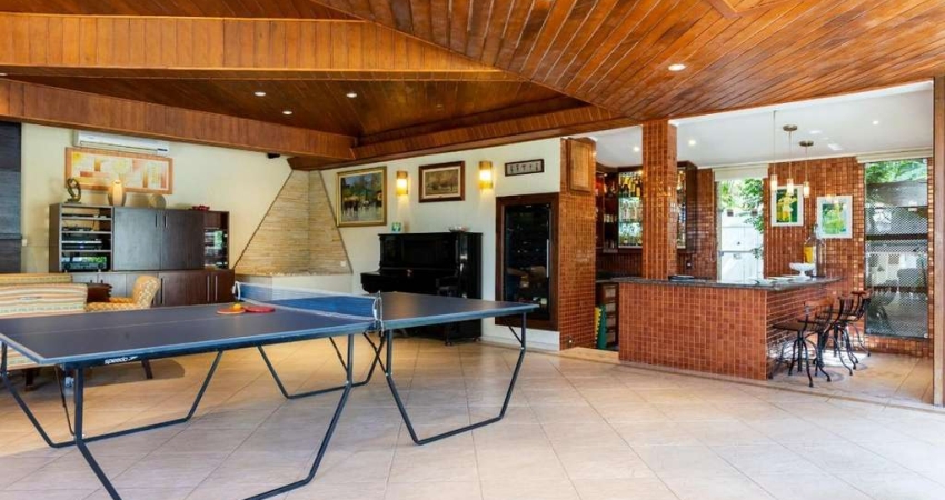 Casa em condomínio para venda e locação com 5 quartos, sendo 5 suítes, 953m²