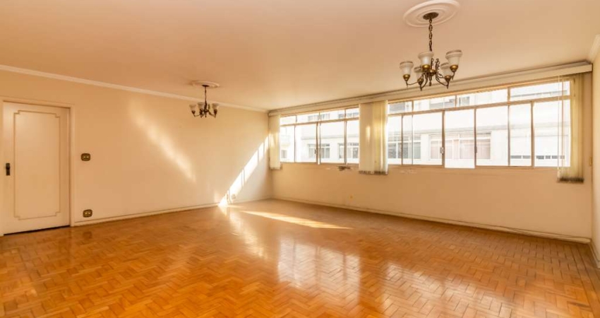Apartamento tipo para venda com 3 quartos, sendo 1 suíte, 172m²