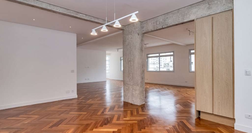 Apartamento tipo para venda em Higienópolis com 3 quartos, sendo 1 suíte, 230m²