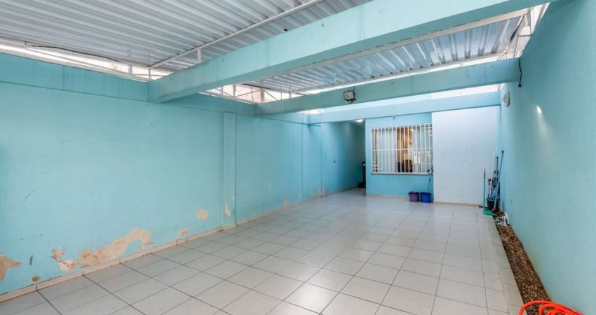 Sobrado para venda com 3 quartos, sendo 3 suítes, 145m²