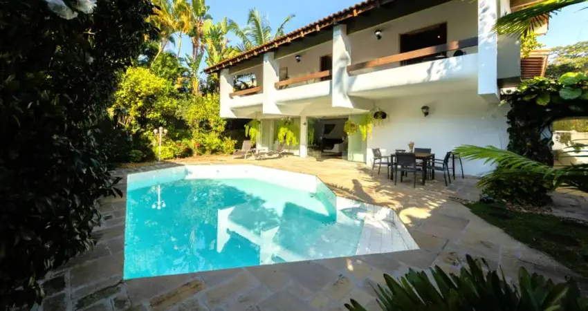 Casa tipo para venda em Vila Tramontano com 4 quartos, sendo 2 suítes, 375m²