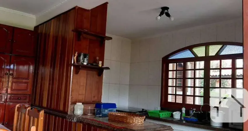 Sítio com 4 dormitórios à venda, 9000 m² por R$ 1.500.000,00 - Encosta do Sol - Itatiba/SP