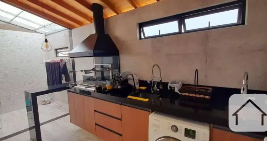 Casa com 2 dormitórios à venda, 48 m² por R$ 350.000,00 - N R Pedro Fumachi - Itatiba/SP