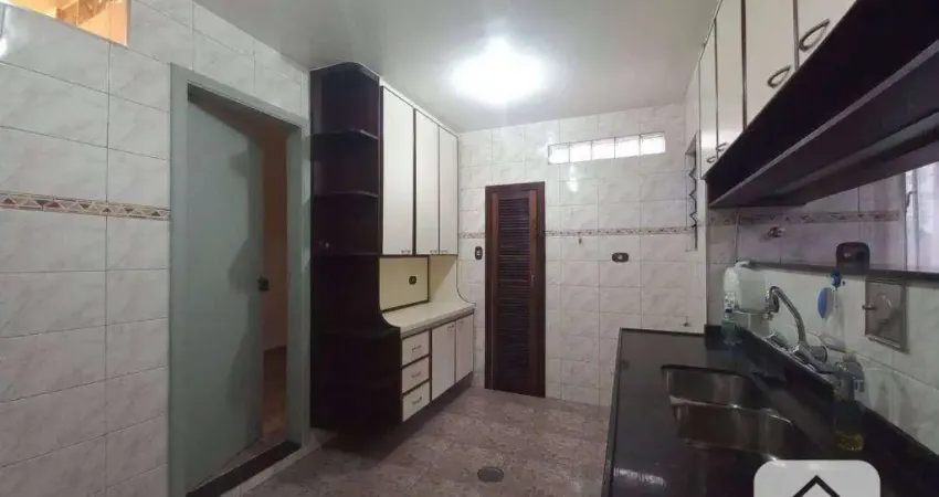 Sobrado com 4 dormitórios à venda, 125 m² por R$ 530.000 - Jardim Ivana - São Paulo/SP