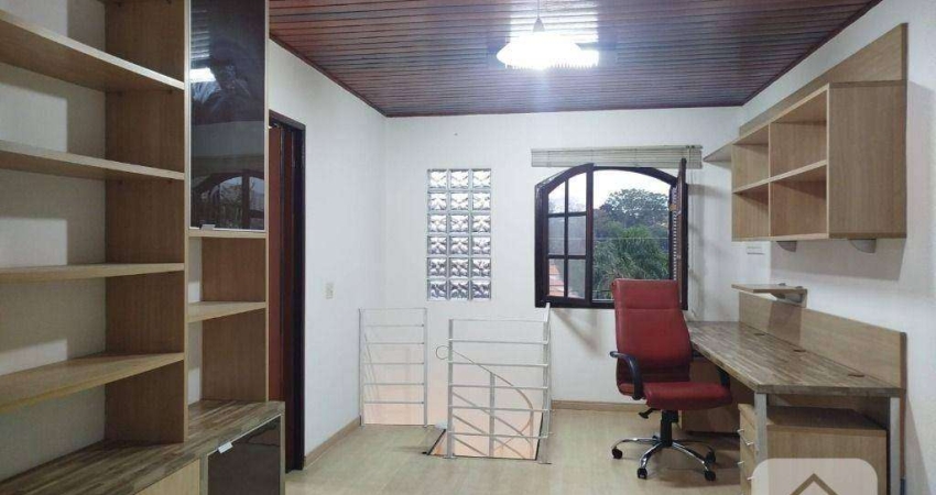 Sobrado com 4 dormitórios, 200 m² - venda por R$ 740.000,00 ou aluguel por R$ 4.240,00/mês - Vila Universitária - São Paulo/SP