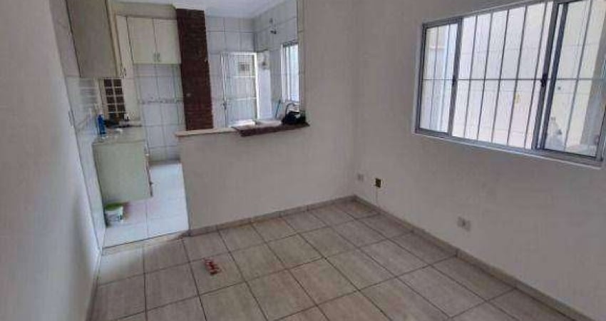 Casa com 1 dormitório para alugar, 55 m² por R$ 2.000/mês - Rio Pequeno - São Paulo/SP
