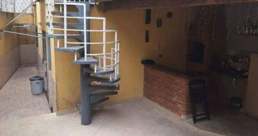 Sobrado com 3 dormitórios à venda, 129 m² por R$ 440.000 - Rio Pequeno - São Paulo/SP